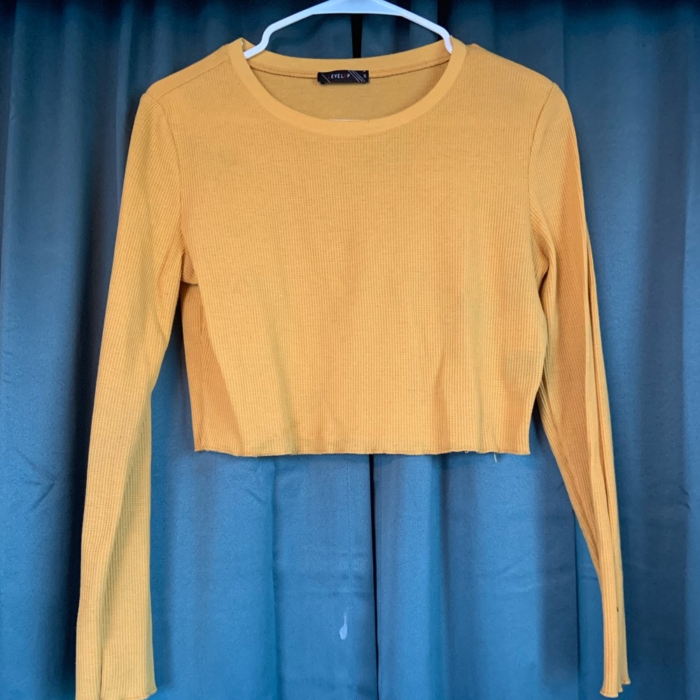 Cropped long sleeve